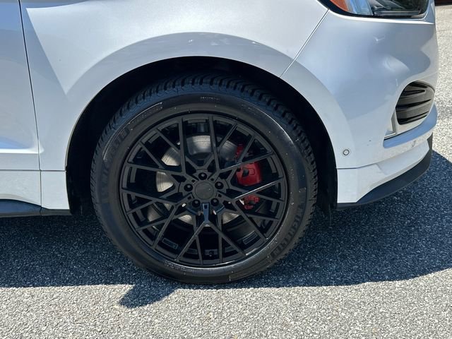 Certified 2019 Ford Edge ST w/ Equipment Group 401A AWD/4WD image 12