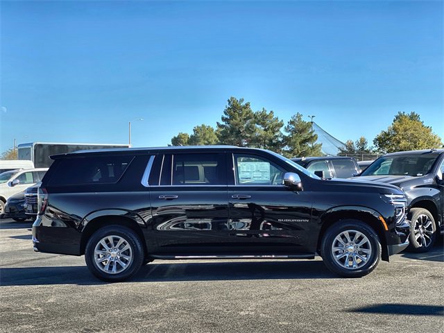 New 2026 Chevrolet Suburban Premier image 4