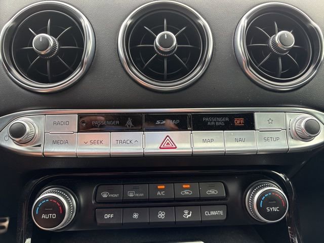 Used 2018 Kia Stinger GT2 image 19