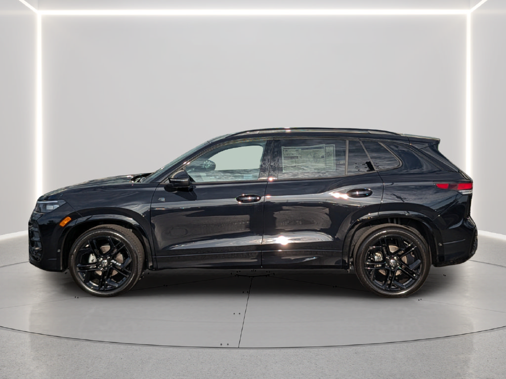 New 2026 Volkswagen Tiguan SE R-Line FWD image 3