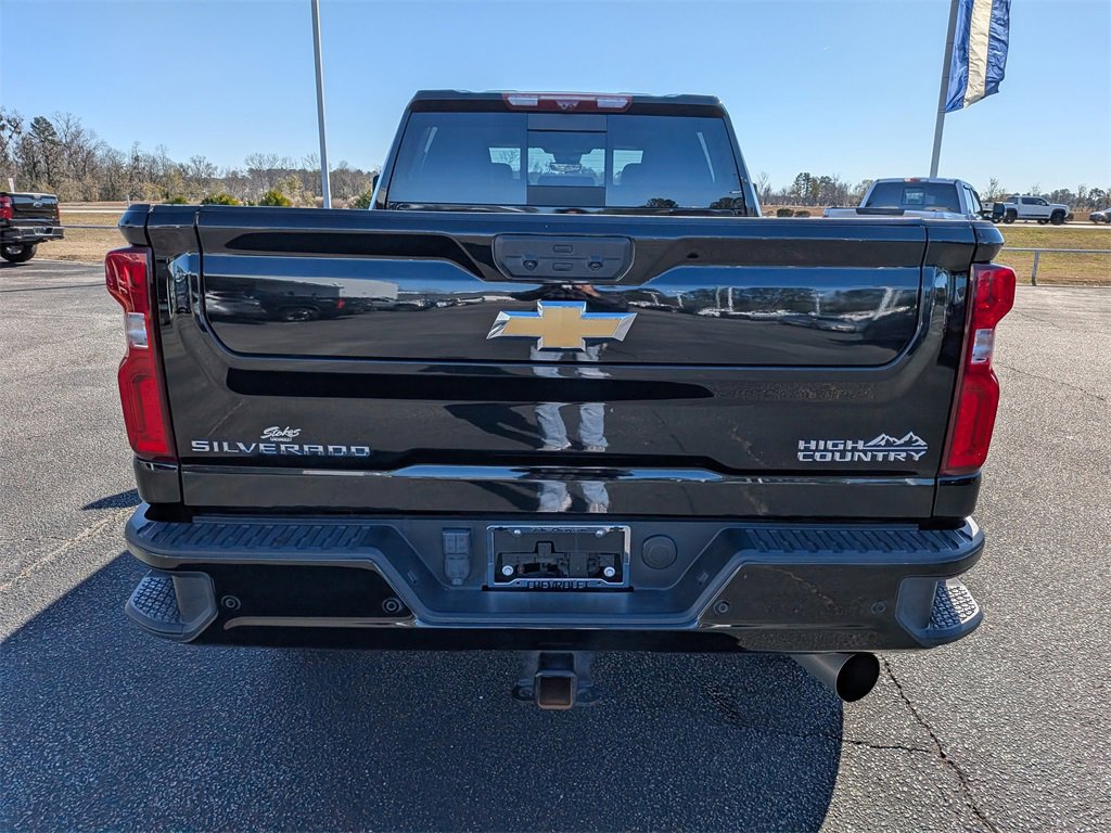 Used 2024 Chevrolet Silverado 2500 High Country w/ High Country Premium Package image 5