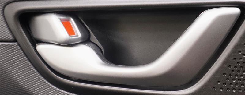 Used 2019 Hyundai Ioniq Plug-In Hybrid image 34