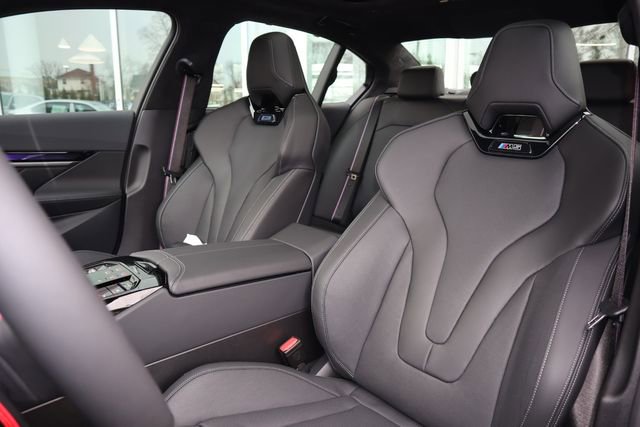 New 2026 BMW M5 w/ Executive Package image 21