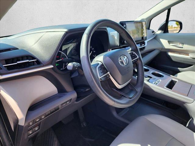 Certified 2024 Toyota Sienna XLE w/ XLE Plus Package FWD image 10