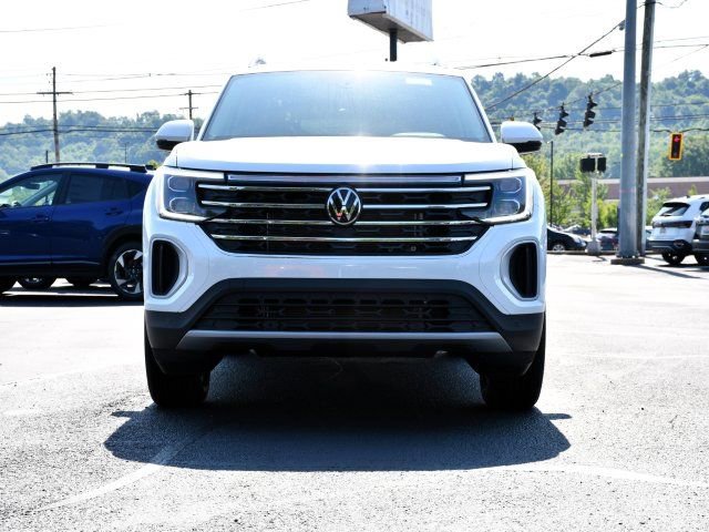 New 2026 Volkswagen Atlas SE AWD/4WD image 2