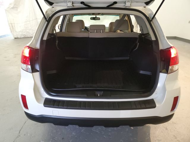 Used 2014 Subaru Outback 2.5i Premium AWD/4WD image 24