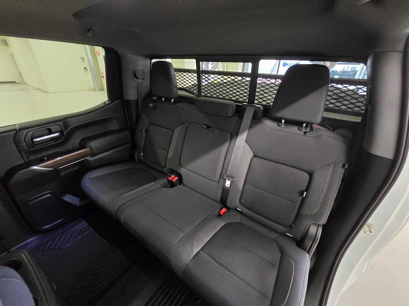 Used 2020 Chevrolet Silverado 1500 LT Trail Boss AWD/4WD image 18