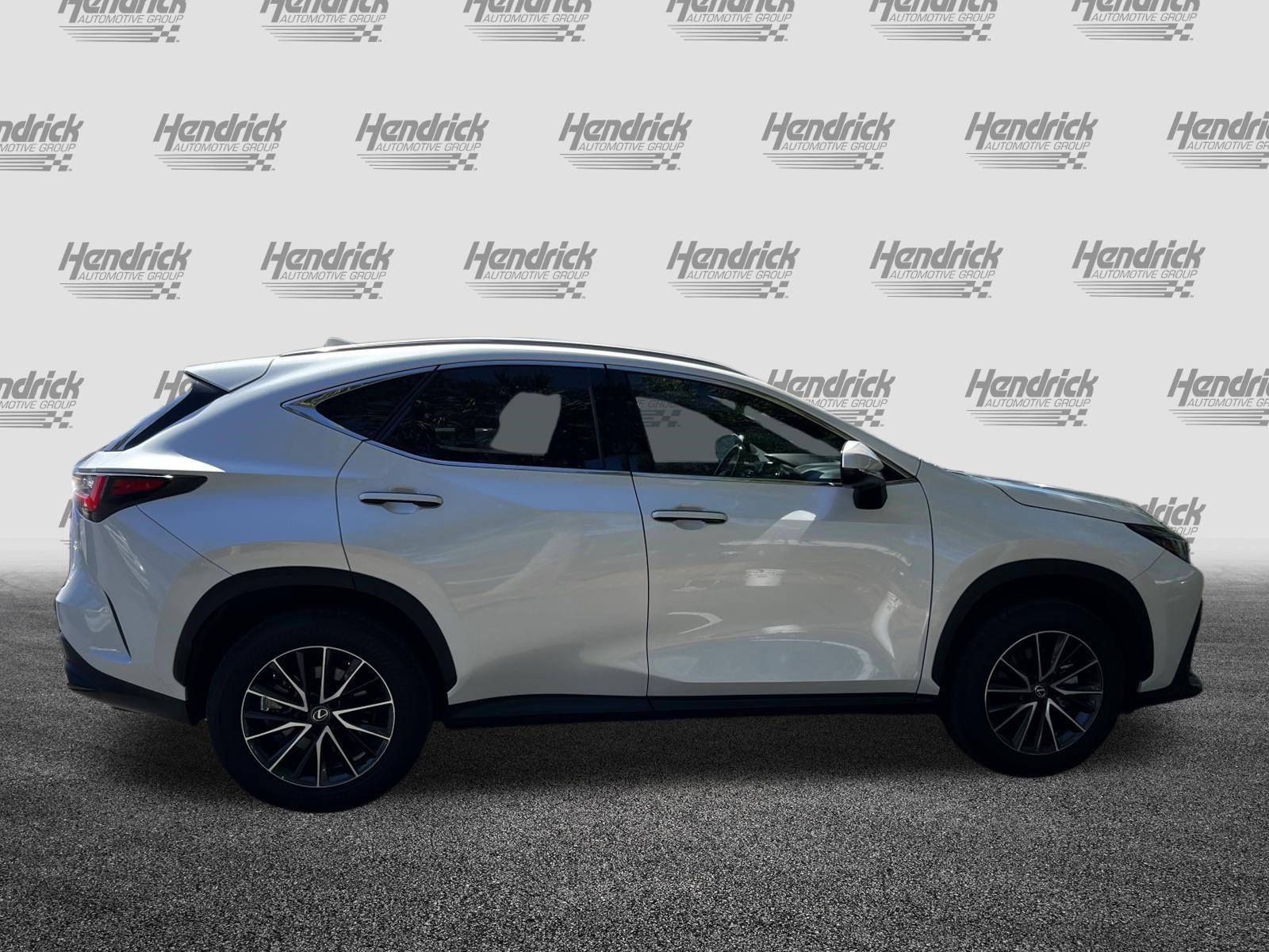 Used 2025 Lexus NX 250 FWD w/ Towing Package (2000 Lbs) image 10