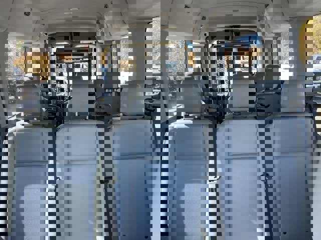 Used 2018 Ford Transit 350 XL image 8