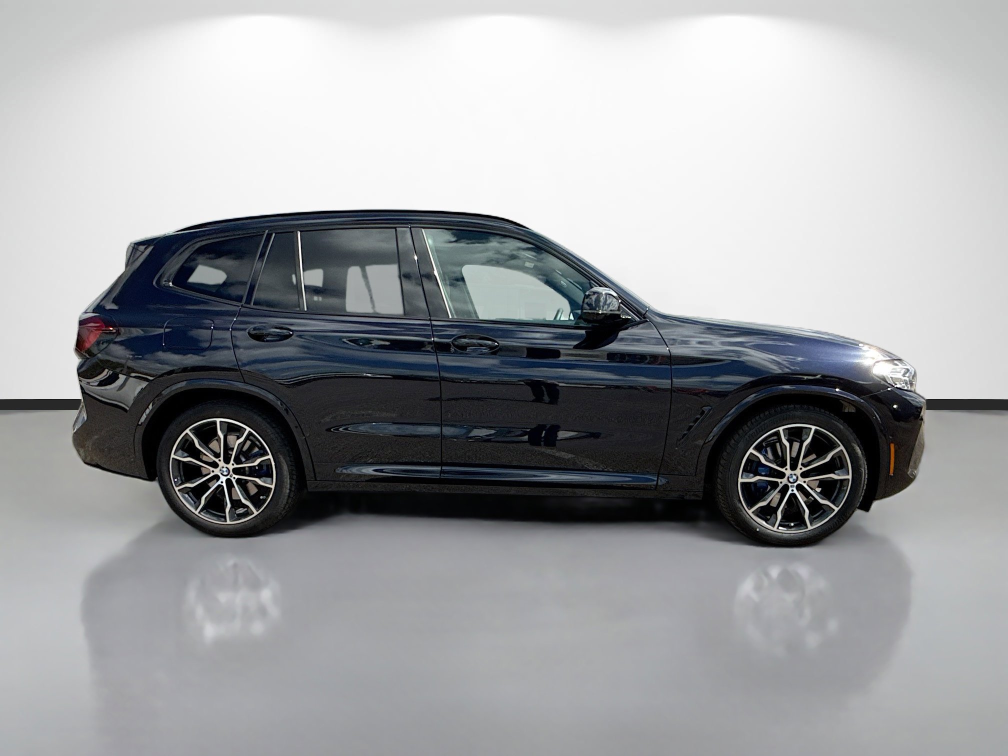 Used 2022 BMW X3 M40i image 2