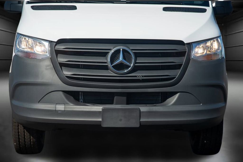 Used 2024 Mercedes-Benz Sprinter 2500 image 13