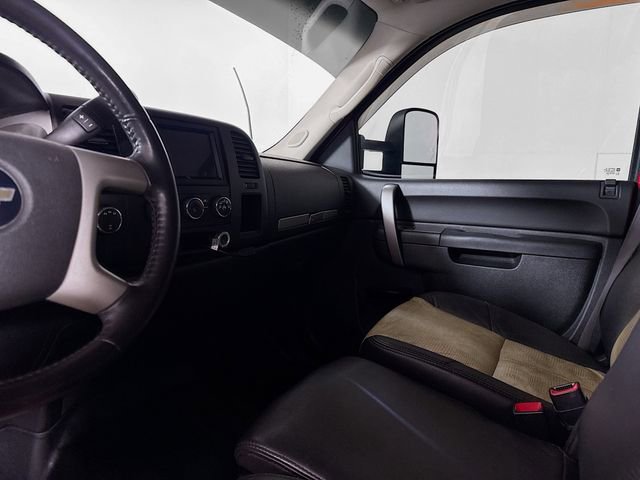 Used 2010 Chevrolet Silverado 2500 LT AWD/4WD image 9