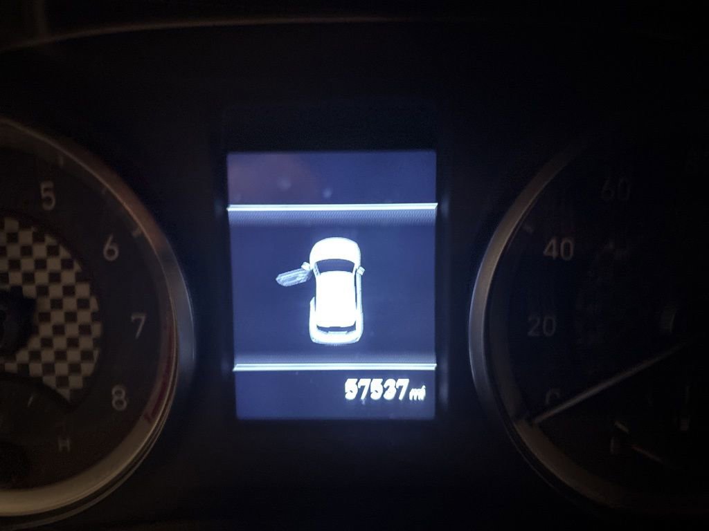 Used 2019 Hyundai Veloster 2.0 image 13