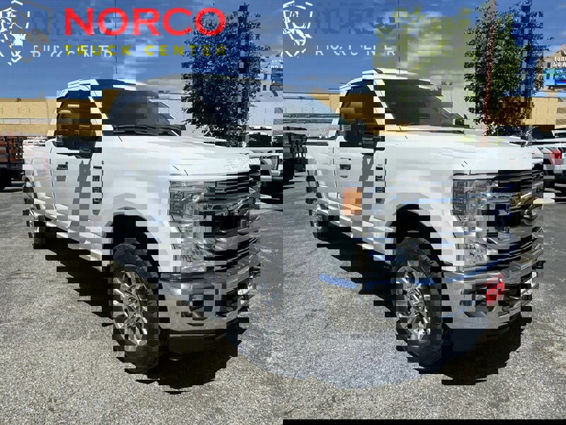 Used 2021 Ford F350 XLT w/ XLT Value Package image 2