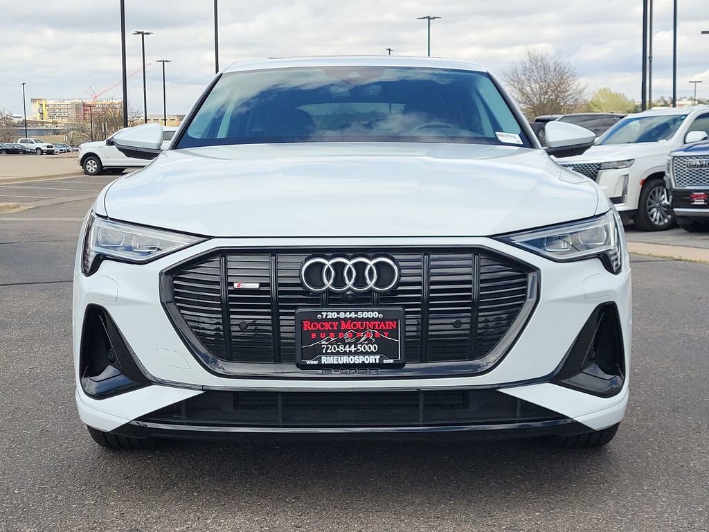 Used 2021 Audi e-tron Premium Plus w/ Premium Plus Package AWD/4WD image 9