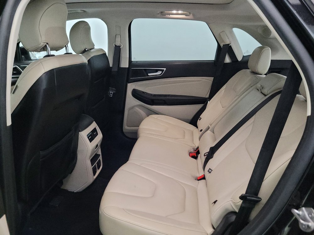 Used 2016 Ford Edge Titanium w/ Equipment Group 302A AWD/4WD image 18