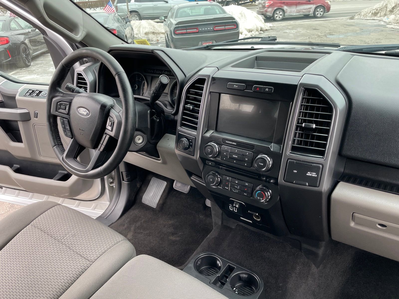 Used 2017 Ford F150 XLT w/ Equipment Group 302A Luxury image 15