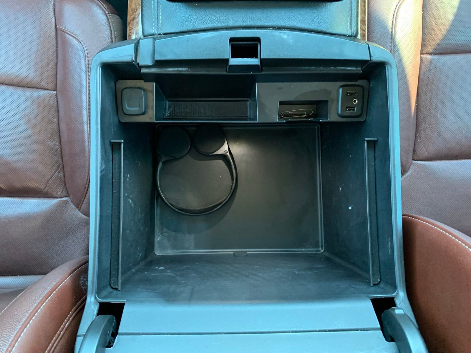 Used 2019 Chevrolet Tahoe Premier w/ Premier Plus Edition image 32