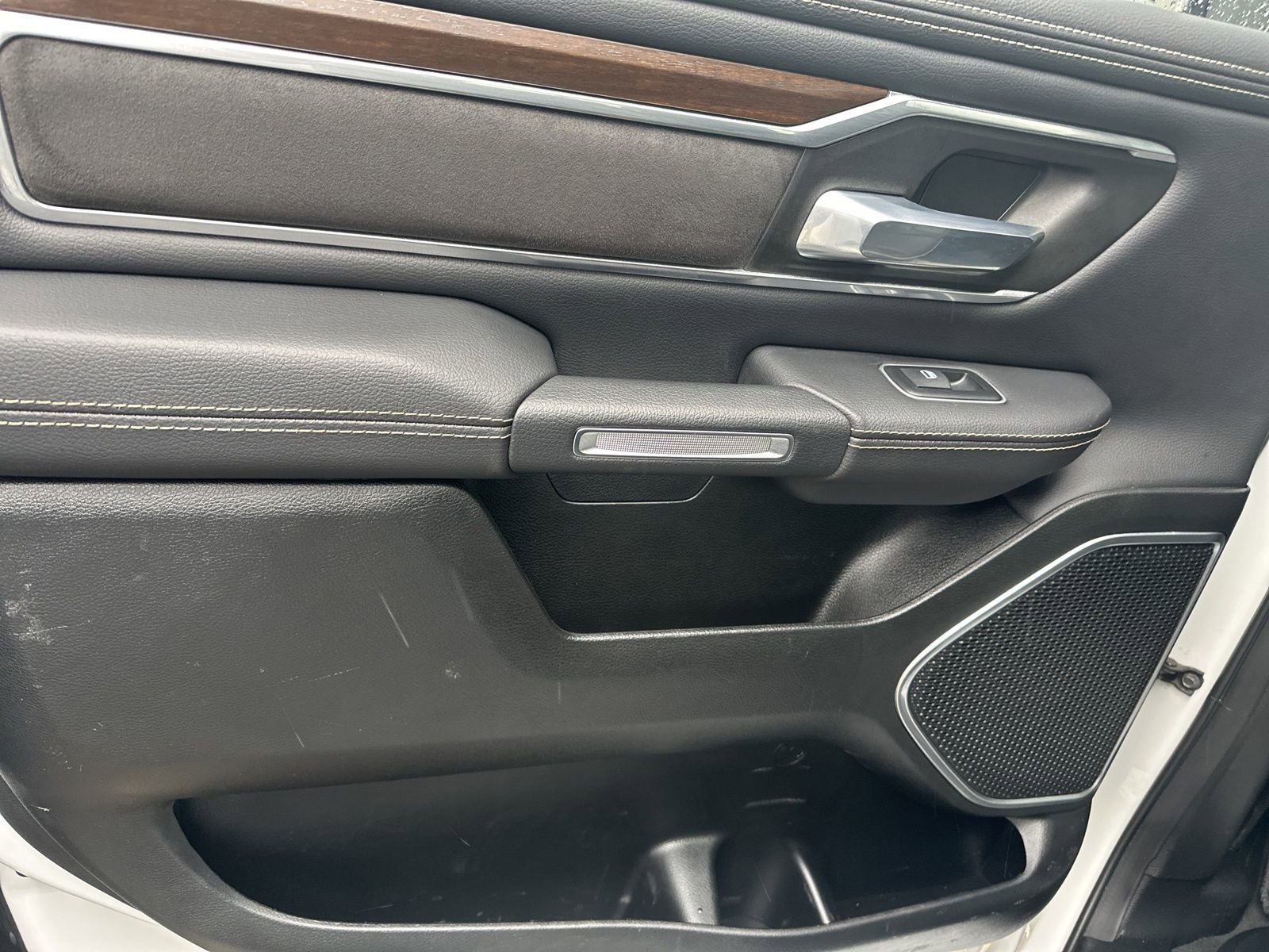 Used 2021 RAM 1500 Laramie image 30