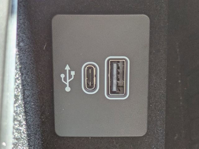 Certified 2025 Lincoln Navigator Black Label AWD/4WD image 24