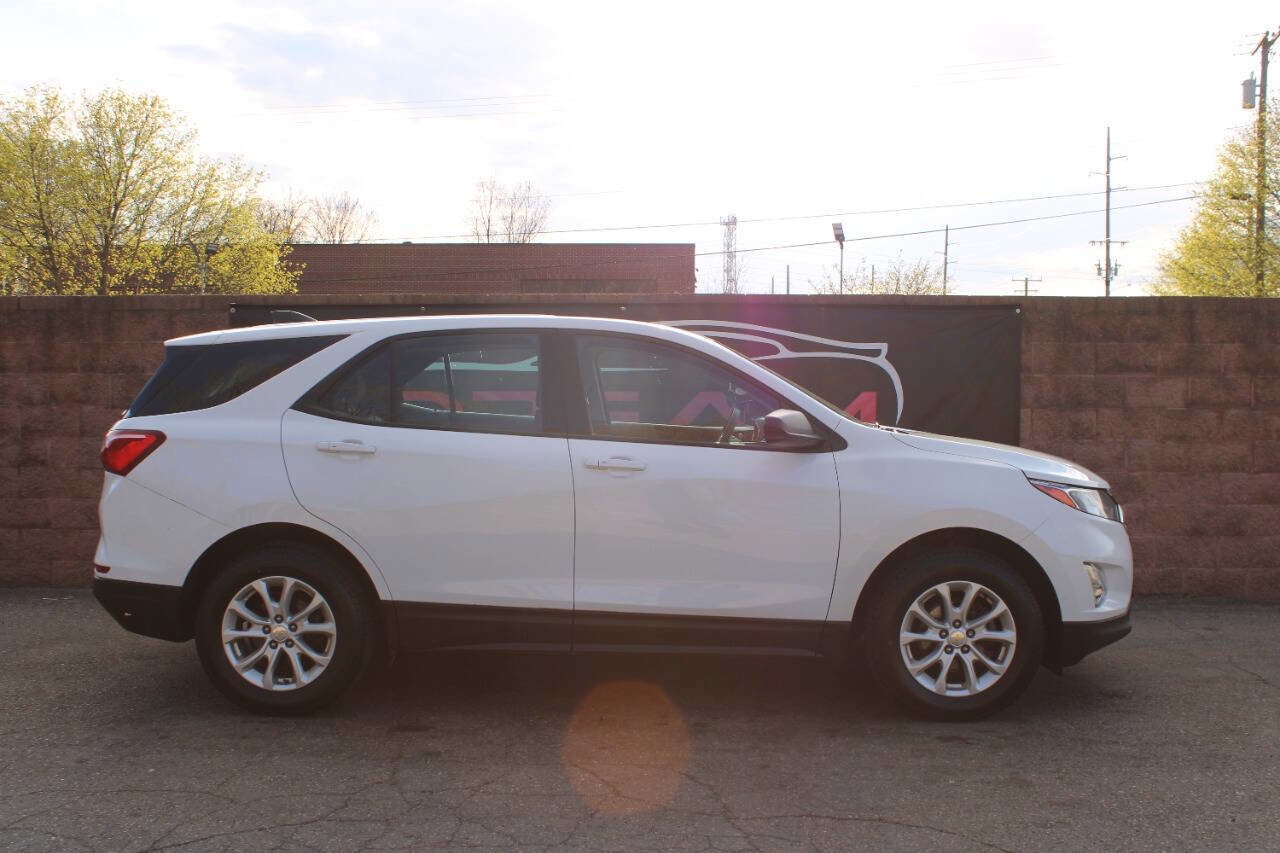 Used 2019 Chevrolet Equinox LS w/ LPO, Roadside Safety Package image 5