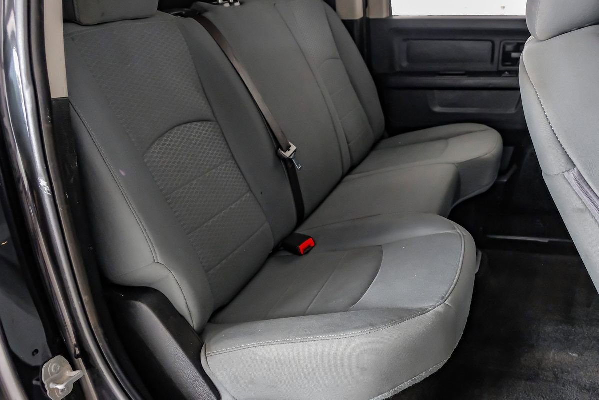 Used 2017 RAM 2500 Tradesman w/ Chrome Appearance Group image 33