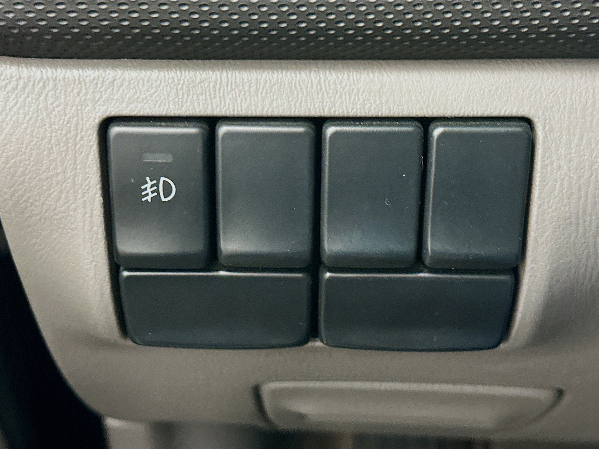 Used 2005 Subaru Forester 2.5X AWD/4WD image 17