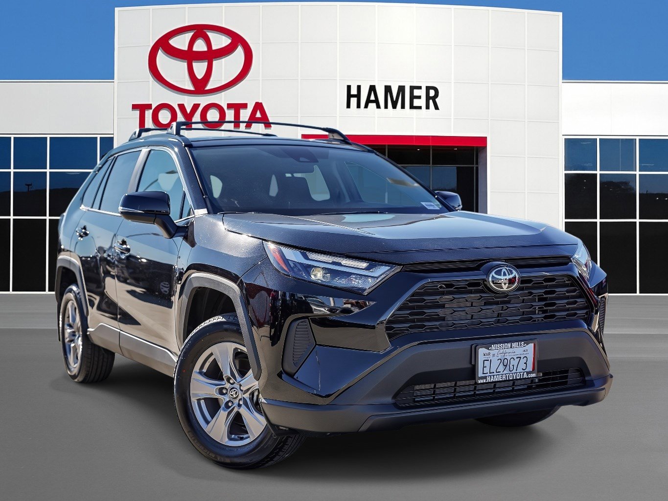 New 2025 Toyota RAV4 XLE video 1