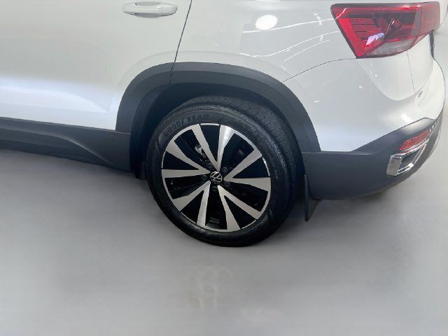 Used 2023 Volkswagen Taos SE FWD image 23
