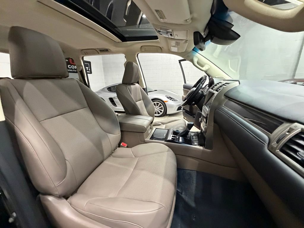 Used 2020 Lexus GX 460 Premium AWD/4WD image 35