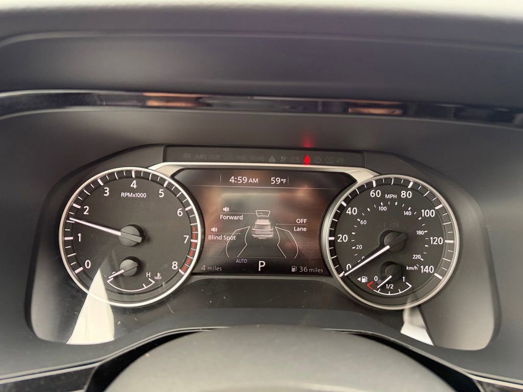 New 2025 Nissan Pathfinder SV image 18