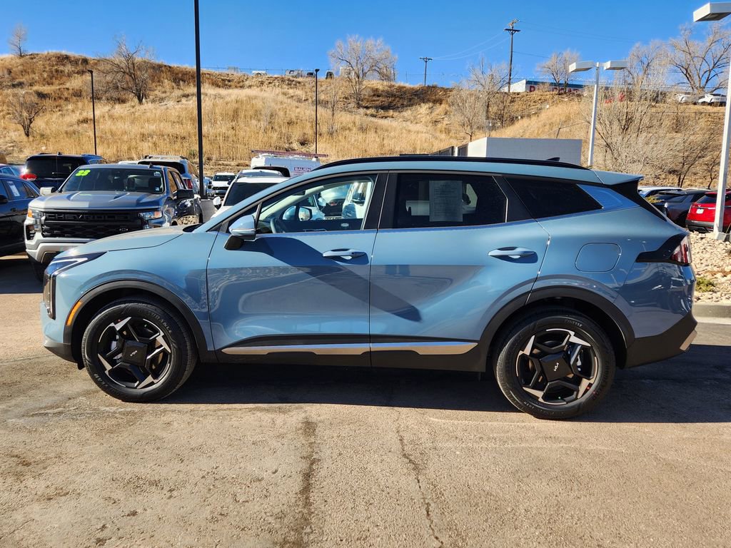 Certified 2026 Kia Sportage EX w/ EX Panoramic Sunroof Package image 4