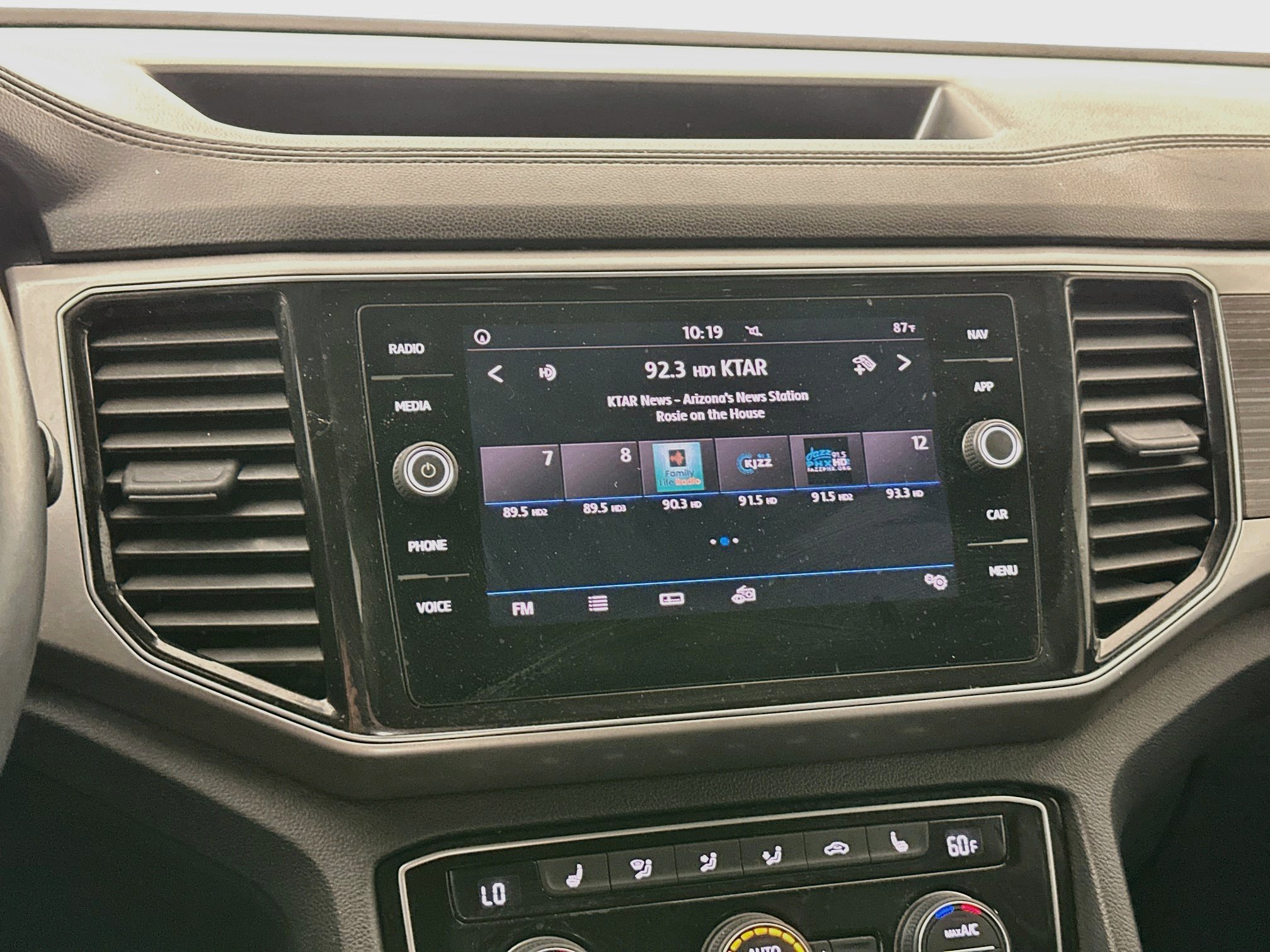 Used 2019 Volkswagen Atlas SEL FWD image 21