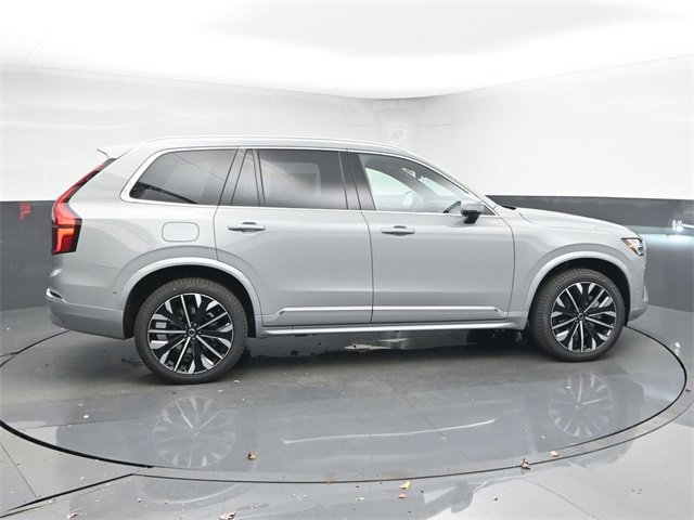 New 2026 Volvo XC90 B6 Plus w/ Protection Package Premier image 8