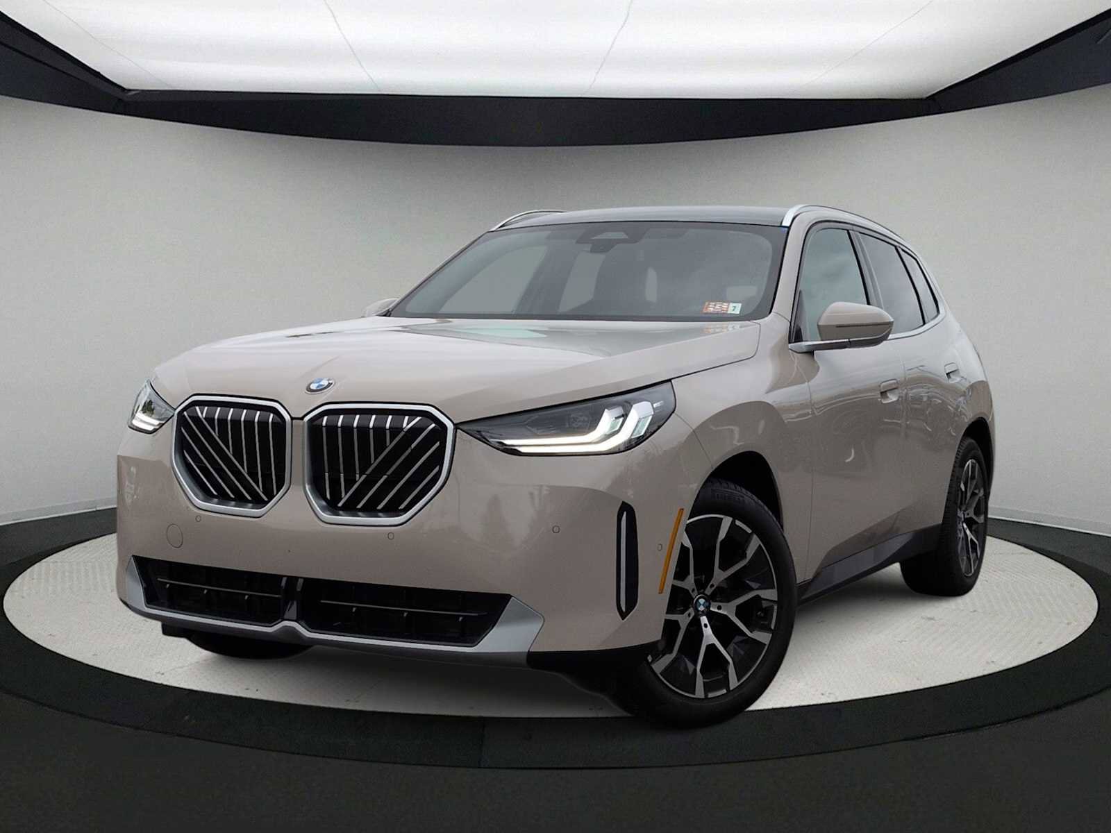 Used 2025 BMW X3 xDrive30i w/ Convenience Package AWD/4WD image 1