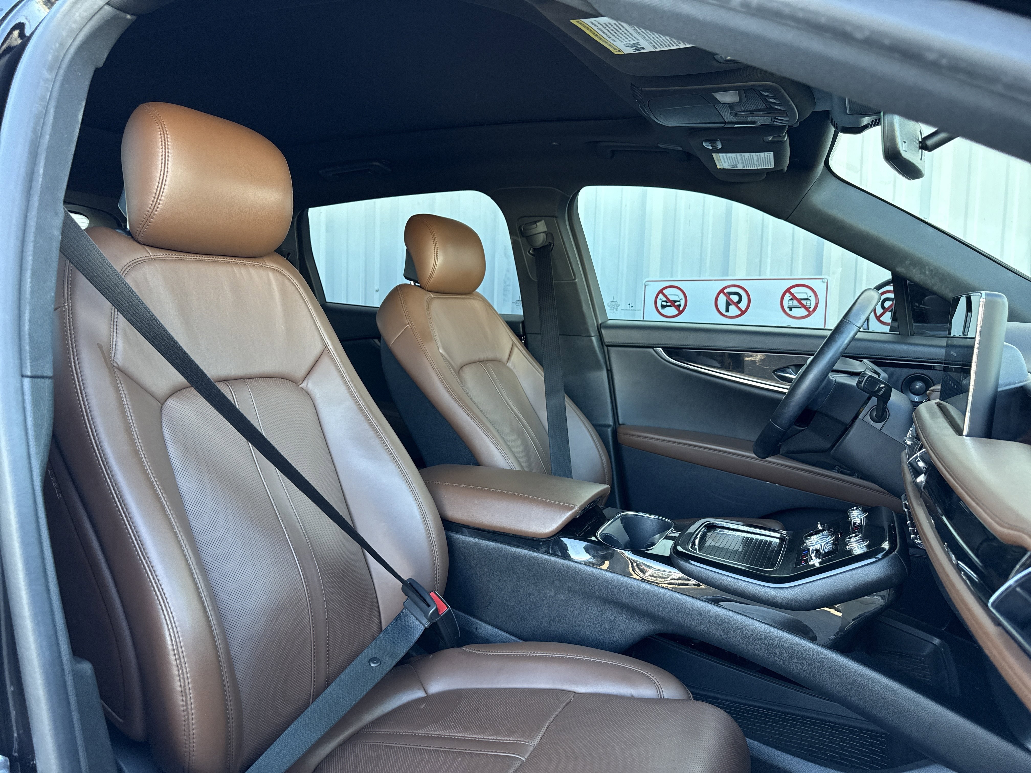 Used 2022 Lincoln Nautilus Reserve w/ Equipment Group 201A image 43