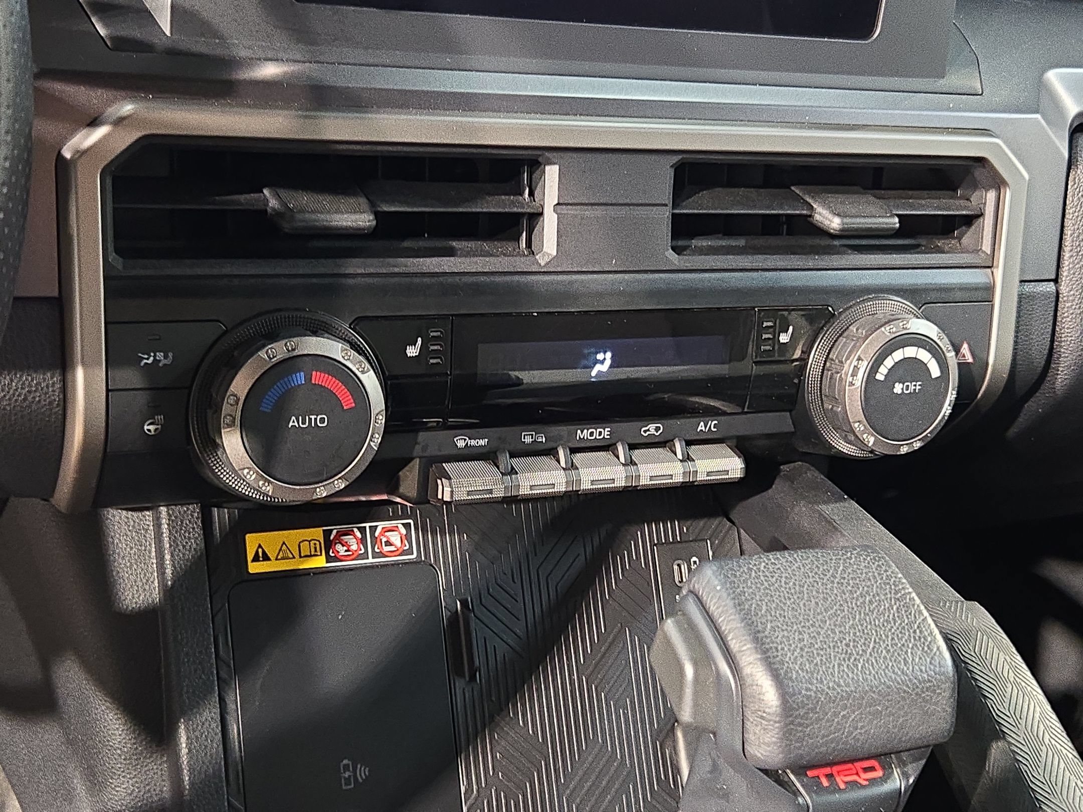 Certified 2025 Toyota 4Runner TRD Off-Road AWD/4WD image 30