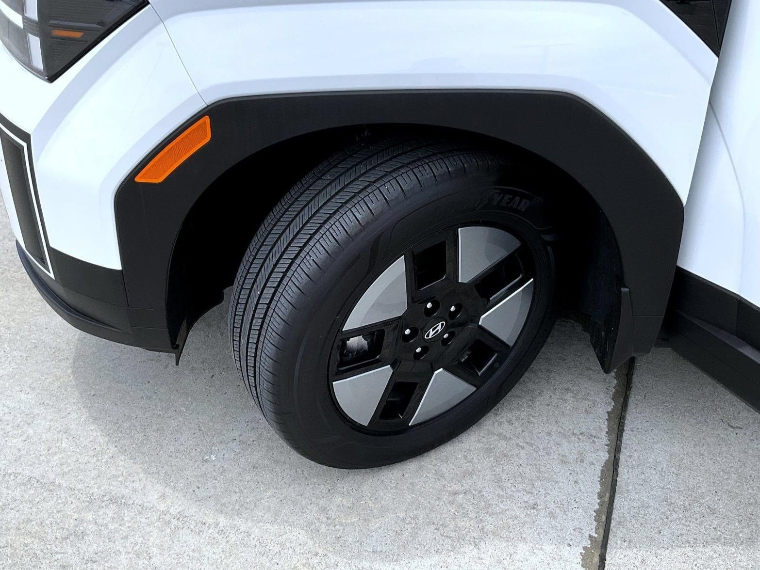Certified 2026 Hyundai Santa Fe SE AWD/4WD image 26