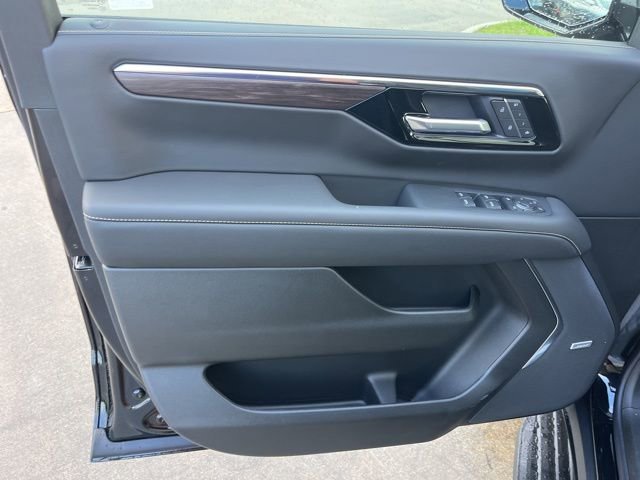 New 2026 Chevrolet Suburban Premier w/ Sun And Tow Package image 16