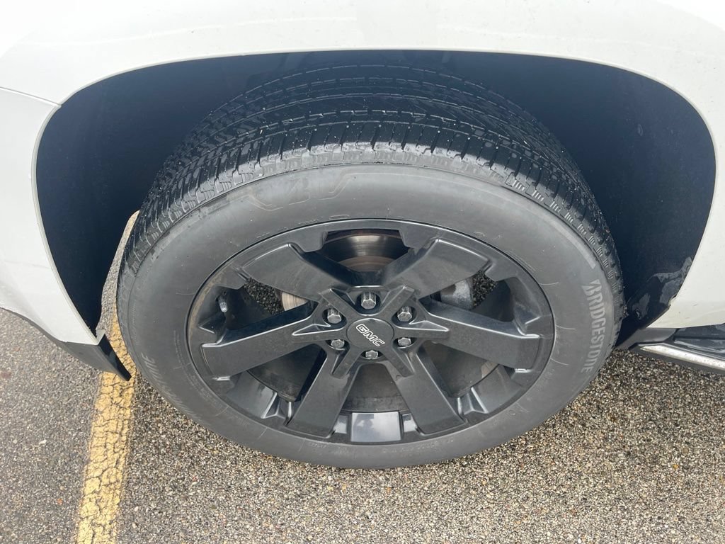 Used 2018 GMC Yukon Denali w/ Open Road Package AWD/4WD image 22