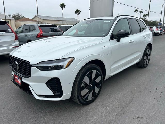 New 2024 Volvo XC60 T8 Plus AWD/4WD image 3