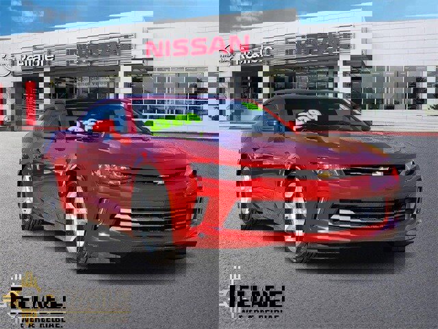 Used 2018 Chevrolet Camaro LT image 1