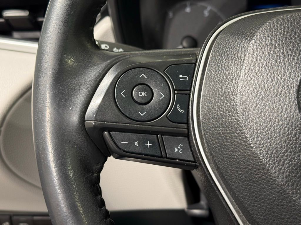 Certified 2023 Toyota Corolla Cross LE image 25