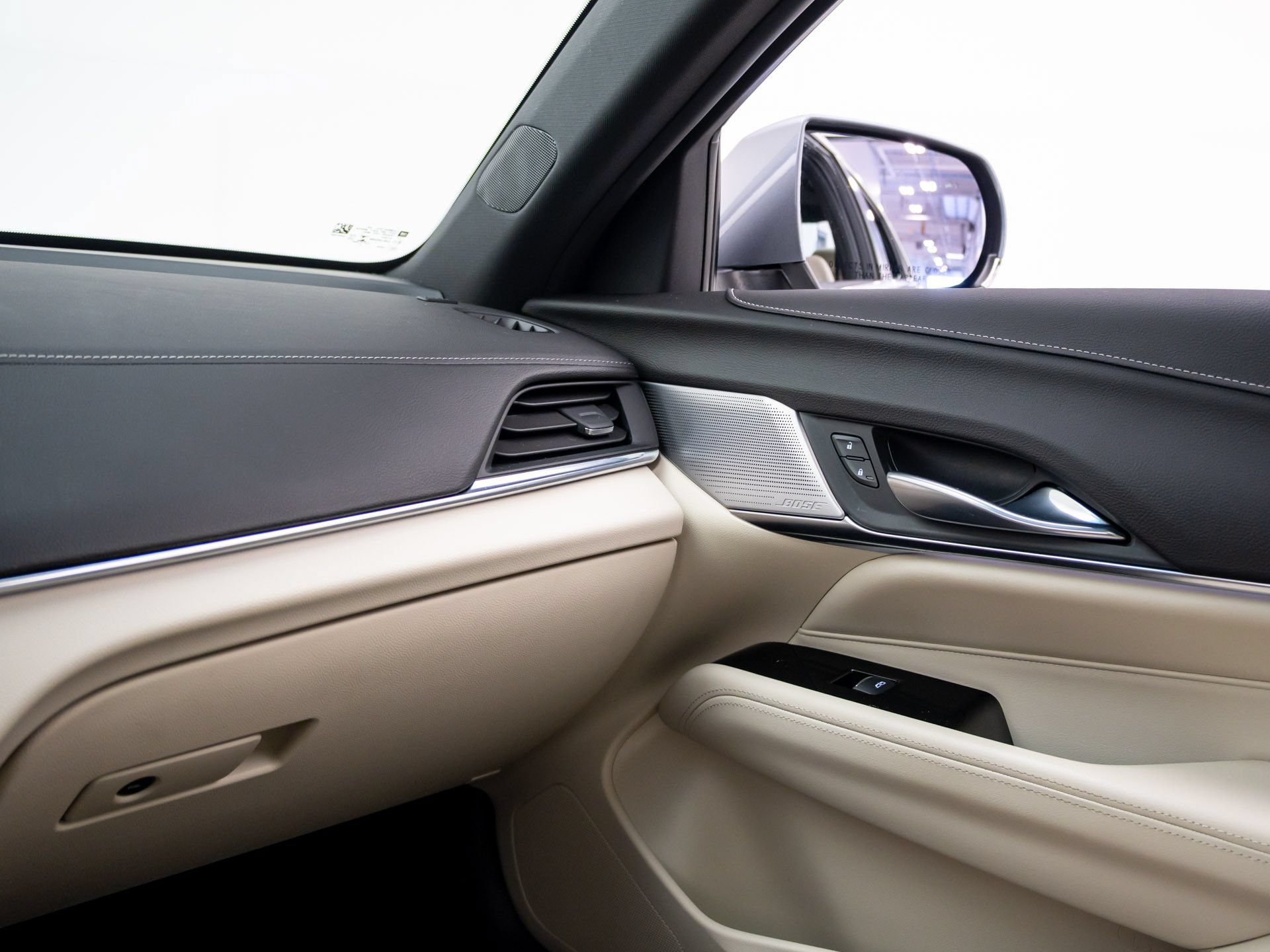 Certified 2022 Cadillac CT4 Premium Luxury AWD/4WD image 33