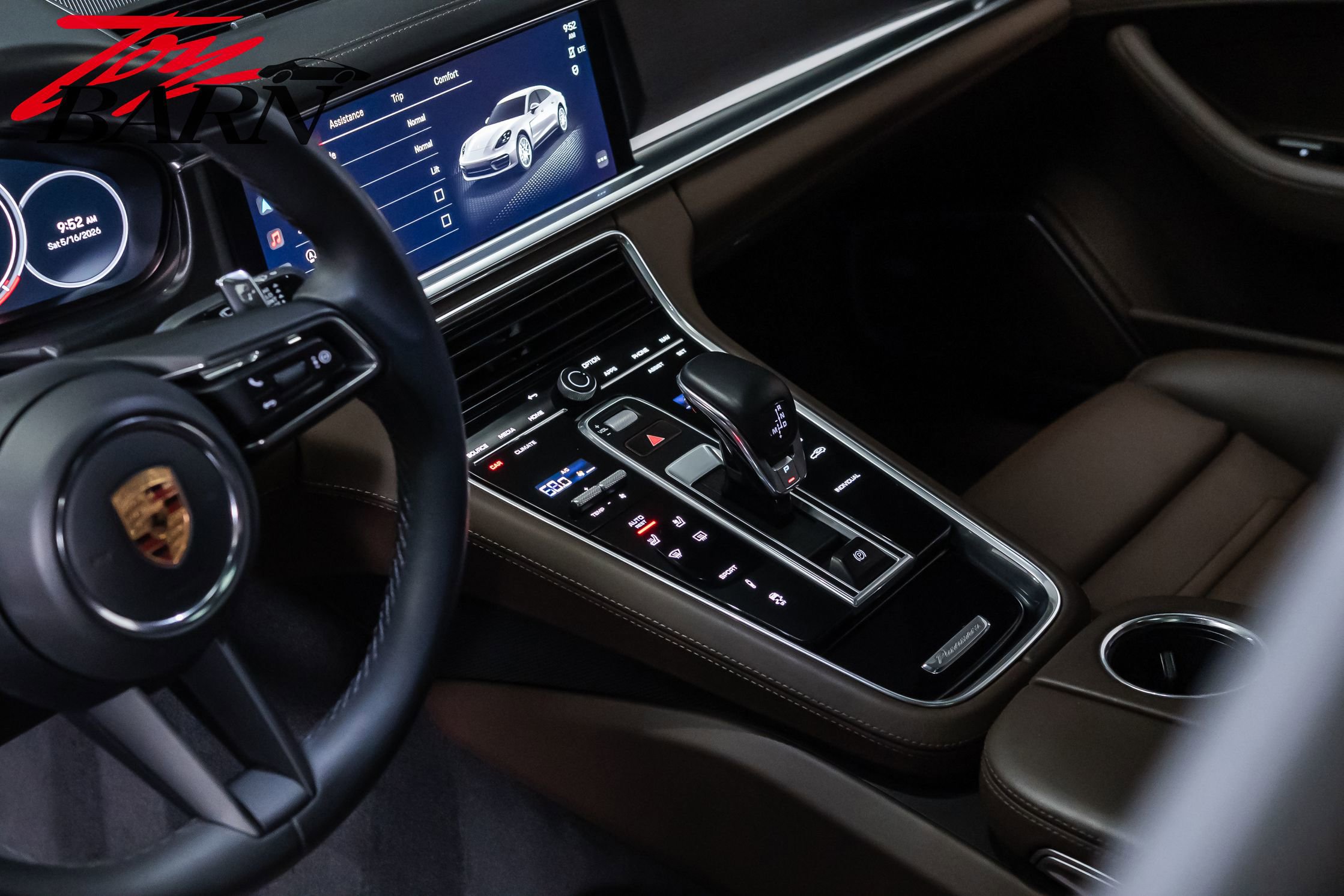 Used 2022 Porsche Panamera 4 Platinum Edition AWD/4WD image 27
