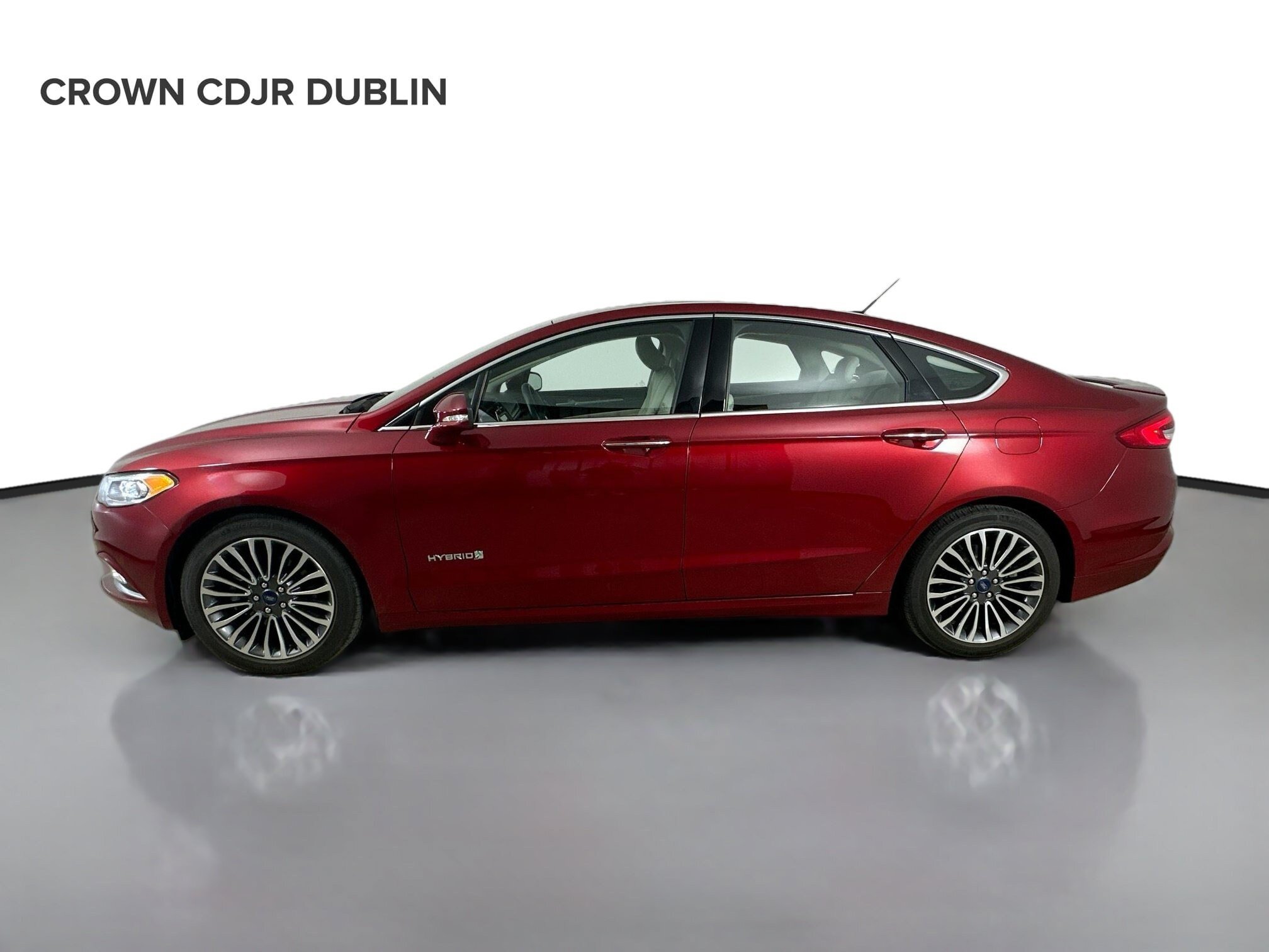 Used 2018 Ford Fusion Titanium FWD image 8