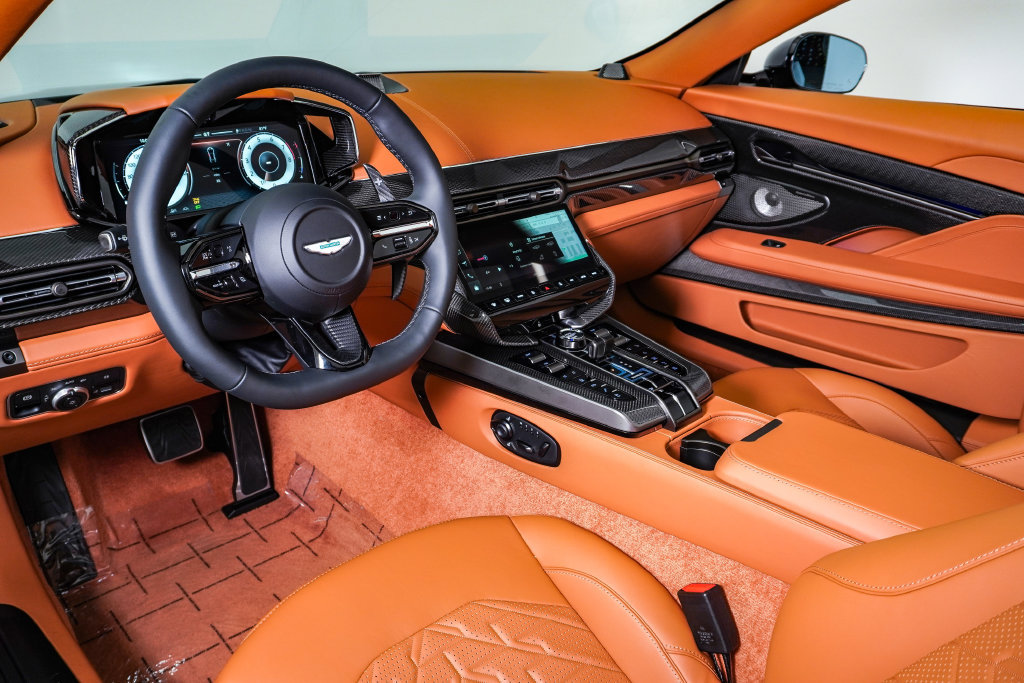 New 2026 Aston Martin Vanquish Convertible RWD image 26