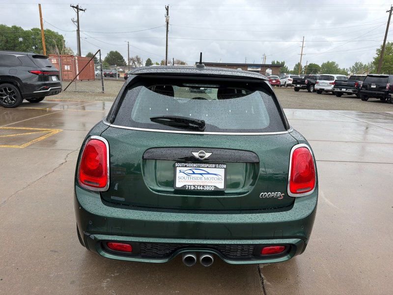 Used 2018 MINI Cooper S FWD image 4