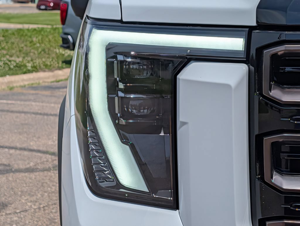 New 2026 GMC Sierra 2500 AT4X AWD/4WD image 4