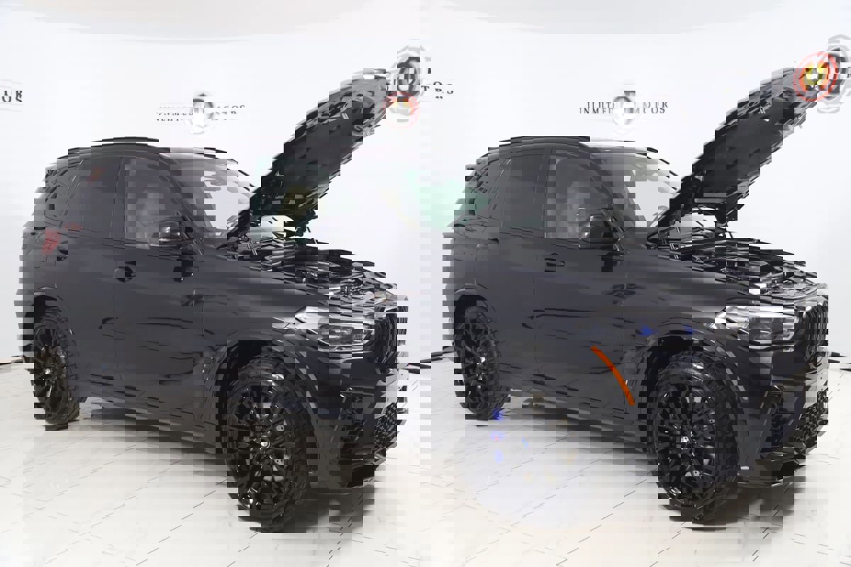 Used 2021 BMW X5 M w/ Executive Package image 31